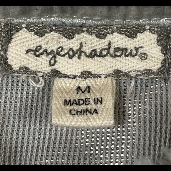 Eyeshadow size medium light grey super fuzzy/soft chevron pattern zip up hoodie - Picture 8 of 8